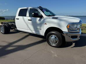 RAM 3500 Chassis Tradesman Crew Cab DRW 4WD