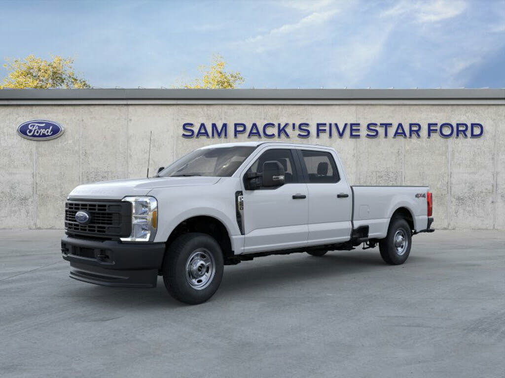 2024 Ford F-250 Super Duty XL Crew Cab 4WD