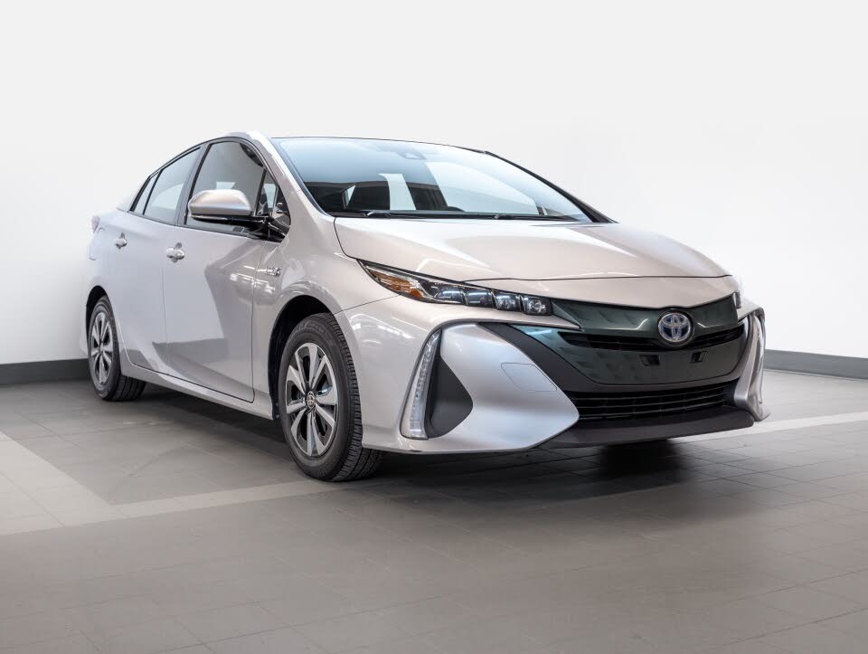 2019 Toyota Prius Prime Plus FWD