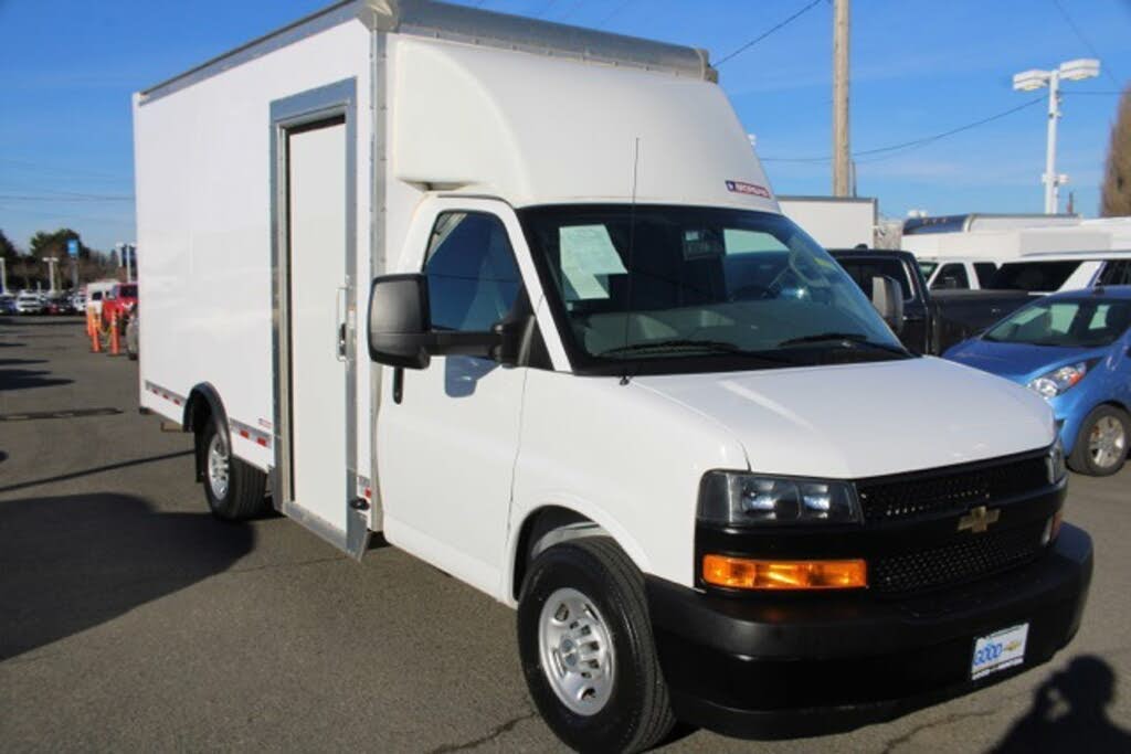 2023 Chevrolet Express Chassis 3500 Cutaway 159