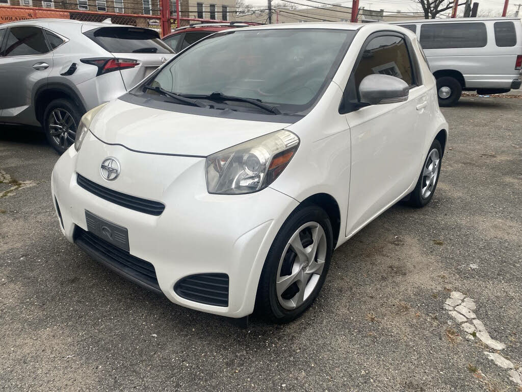 2014 Scion iQ 10 Series