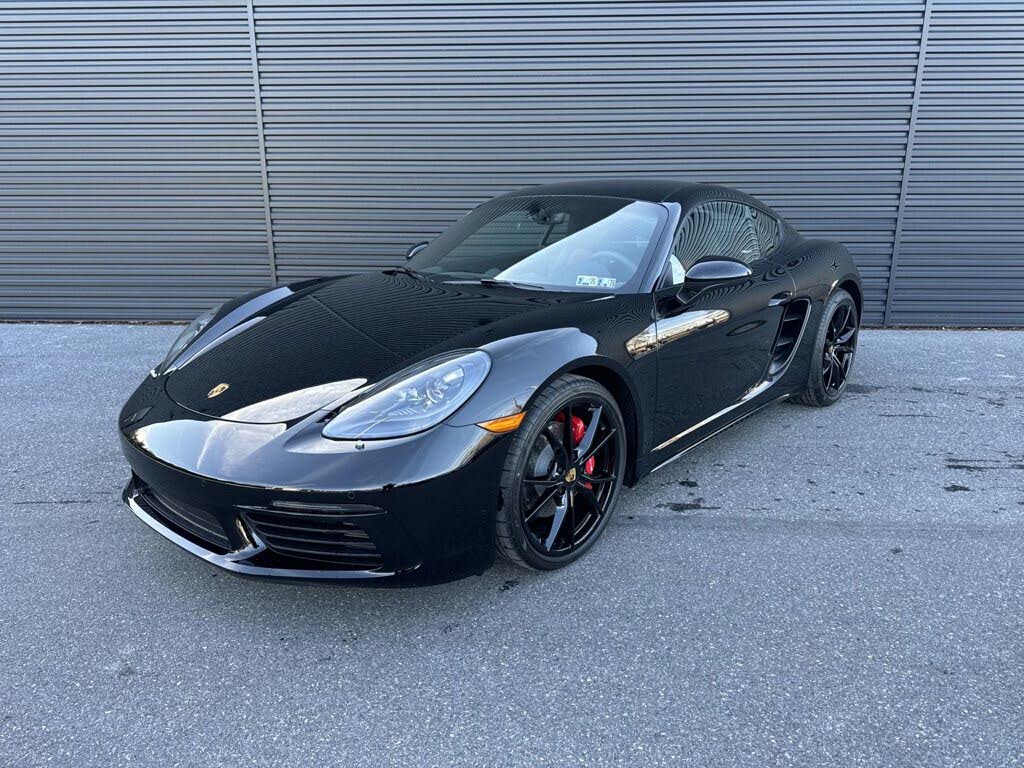 2025 Porsche 718 Cayman S RWD