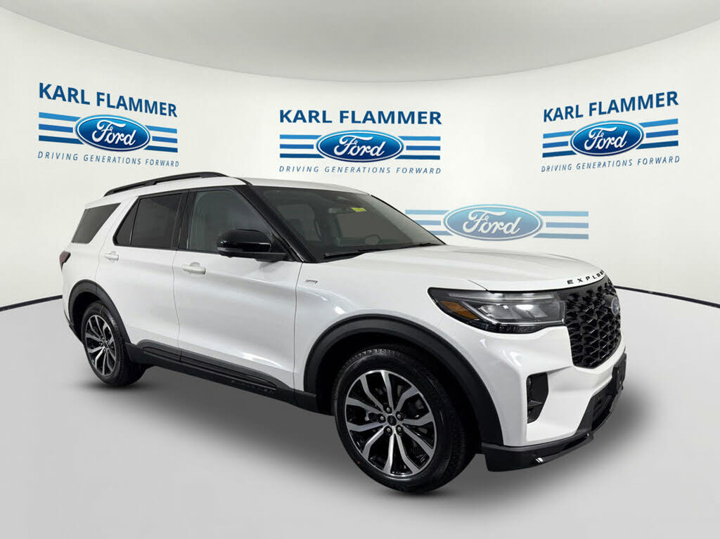 2025 Ford Explorer ST-Line RWD
