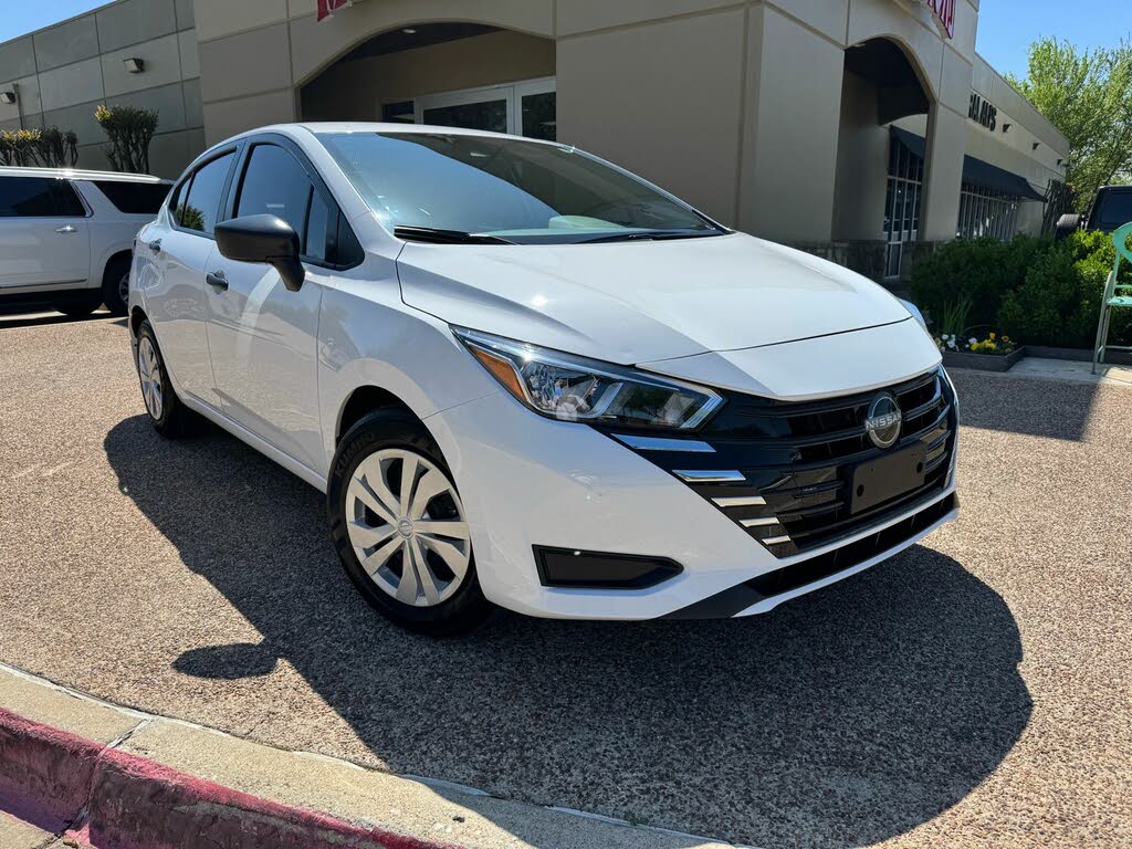 2024 Nissan Versa S FWD