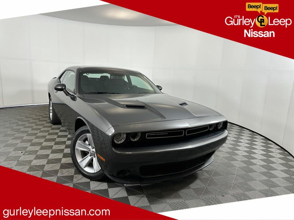2023 Dodge Challenger SXT RWD