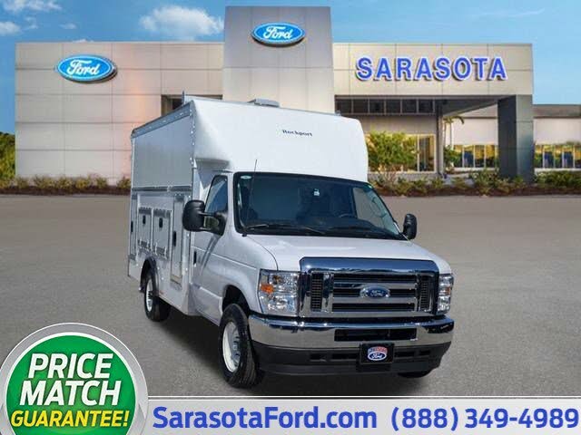 2025 Ford E-Series Chassis E-350 SD Cutaway SB DRW RWD