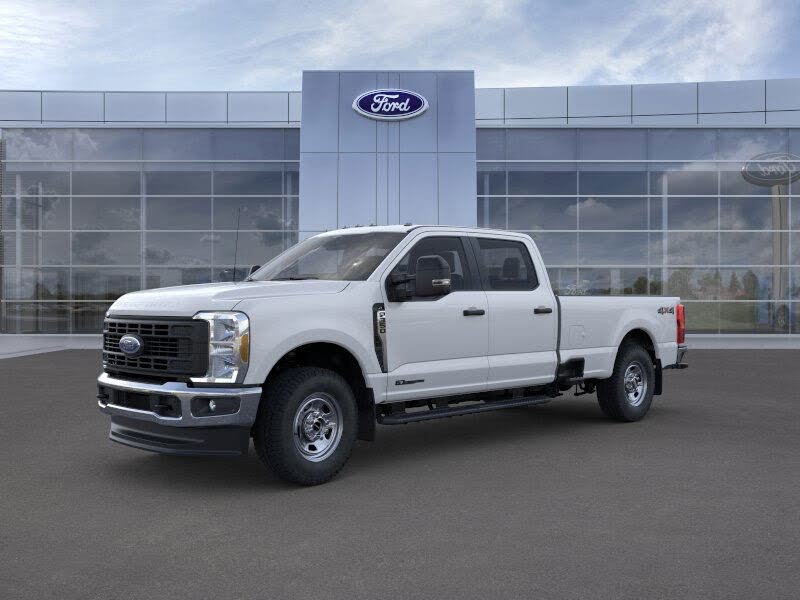 2025 Ford F-350 Super Duty XL Crew Cab 4WD
