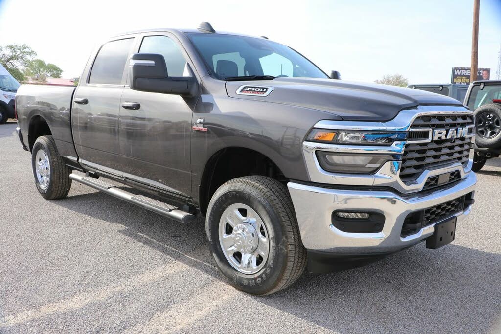 2025 RAM 3500 Tradesman Crew Cab 4WD