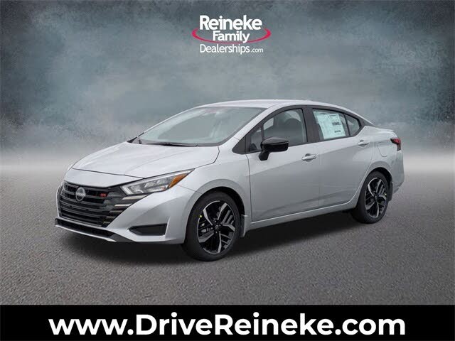 2025 Nissan Versa SR FWD