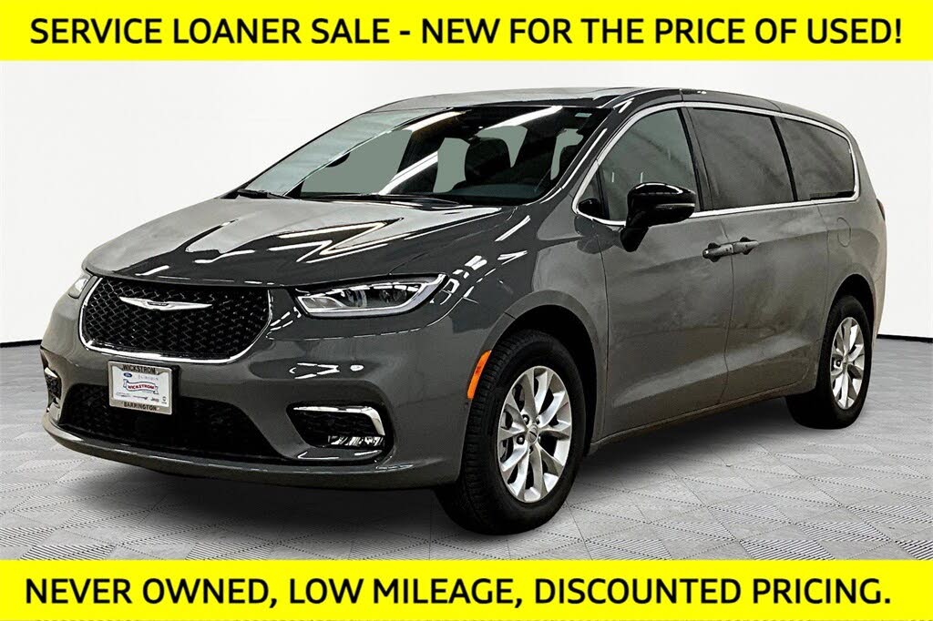 2025 Chrysler Pacifica Select AWD