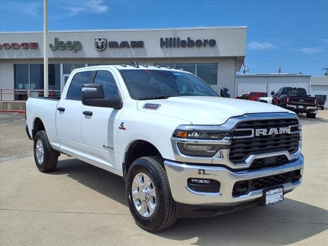 2025 RAM 2500 Big Horn Crew Cab 4WD