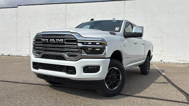 2025 RAM 2500 Laramie Crew Cab 4WD