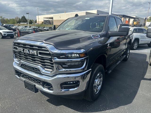 2025 RAM 2500 Tradesman Crew Cab 4WD