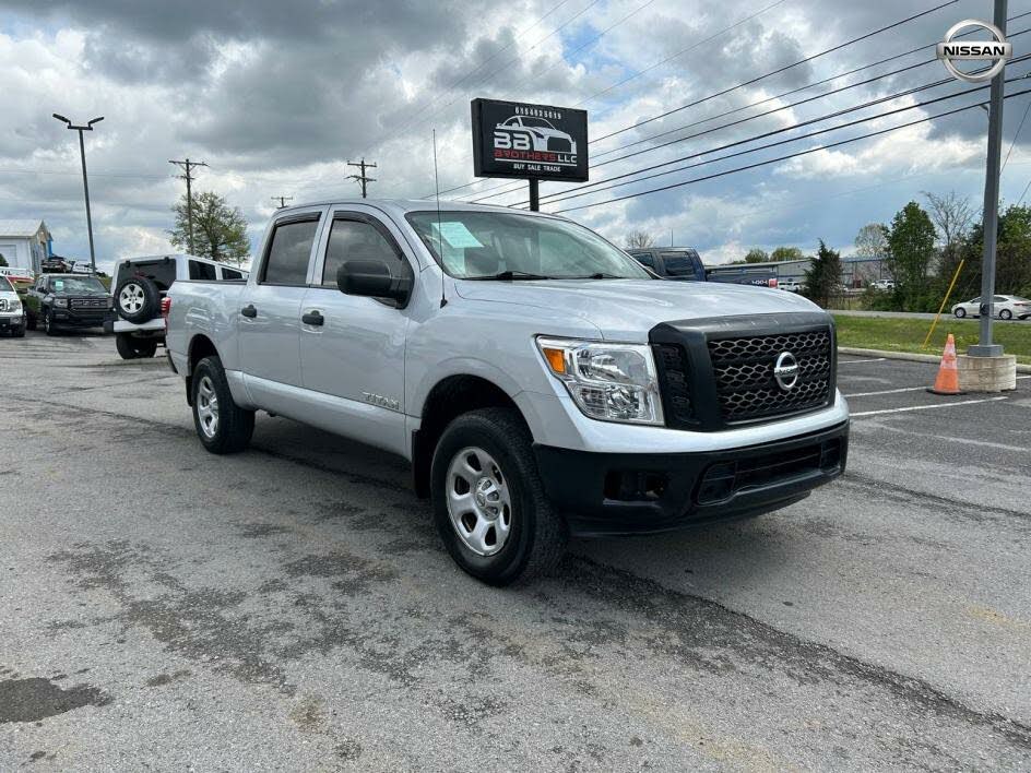 2018 Nissan Titan S Crew Cab 4WD