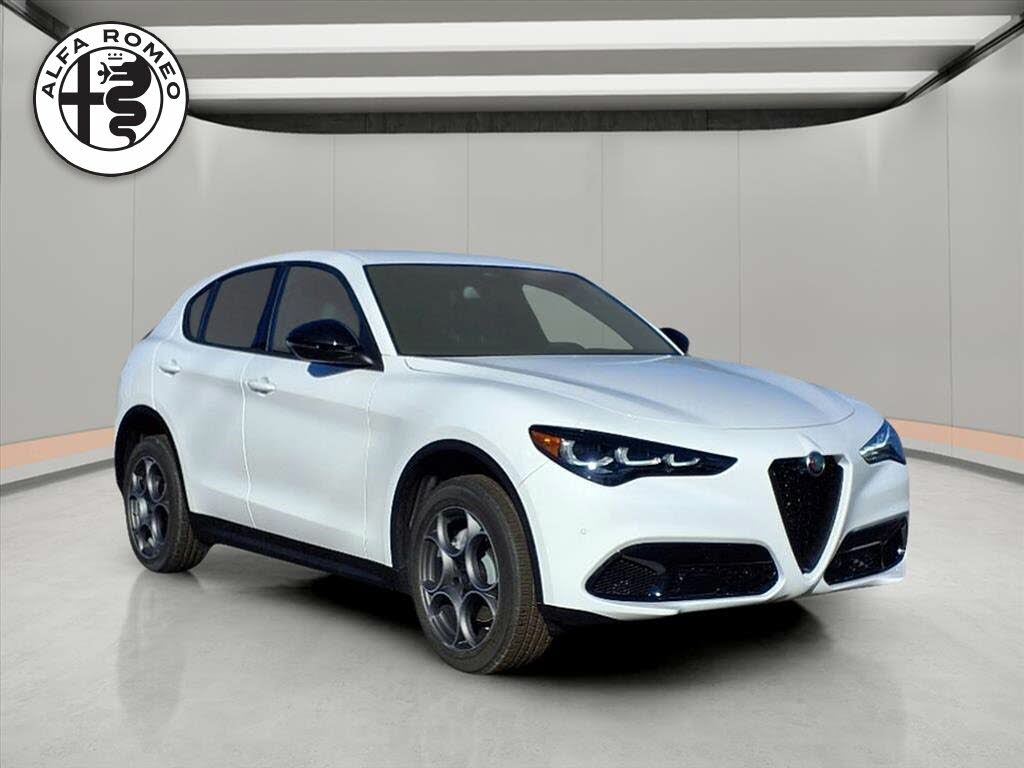 2025 Alfa Romeo Stelvio AWD