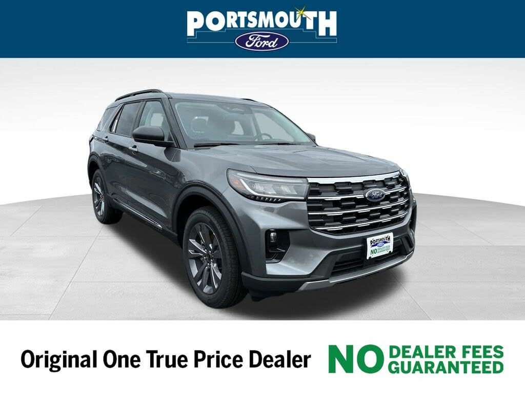 2025 Ford Explorer Active AWD