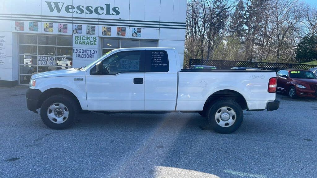 2007 Ford F-150 STX SuperCab Short Bed 4WD