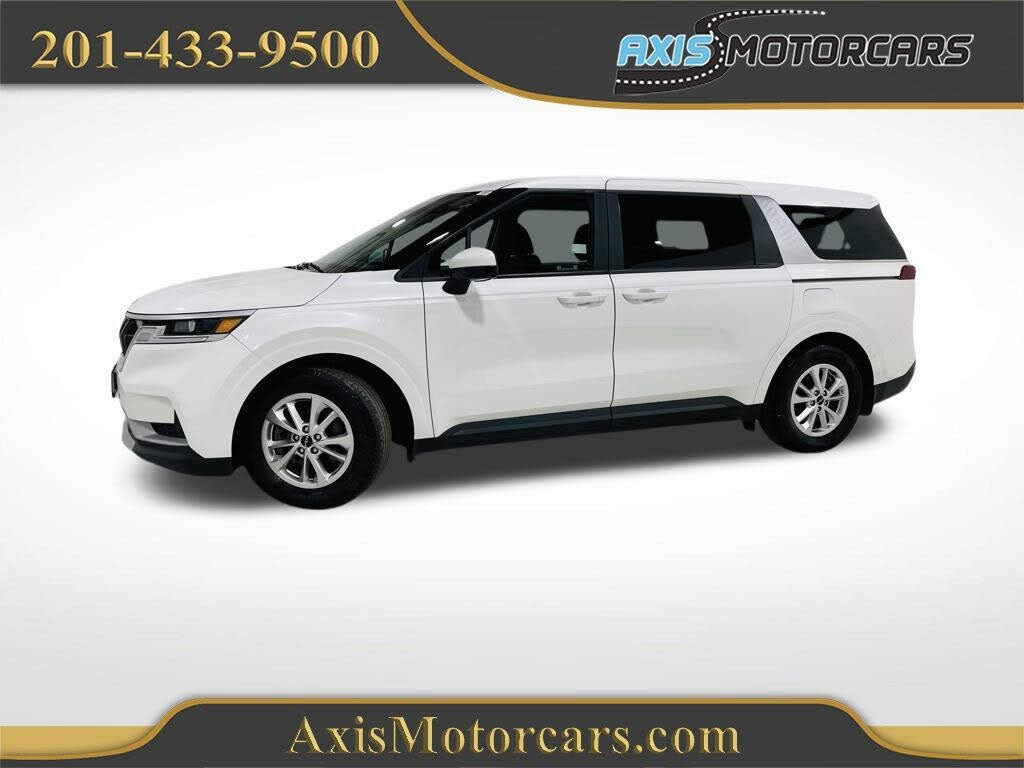 2022 Kia Carnival LX FWD