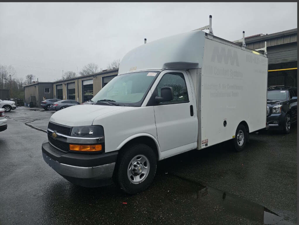 2019 Chevrolet Express Chassis 3500 139 Cutaway RWD