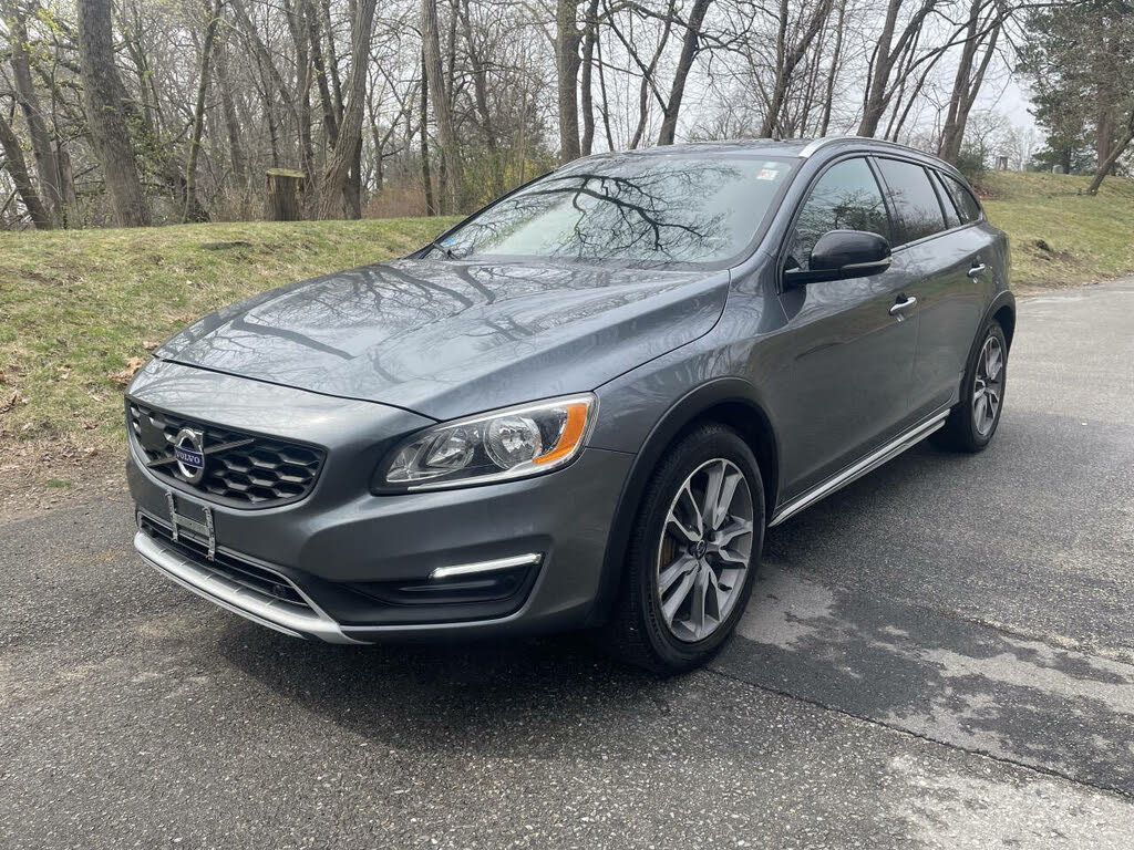 2018 Volvo V60 Cross Country T5 Premier AWD