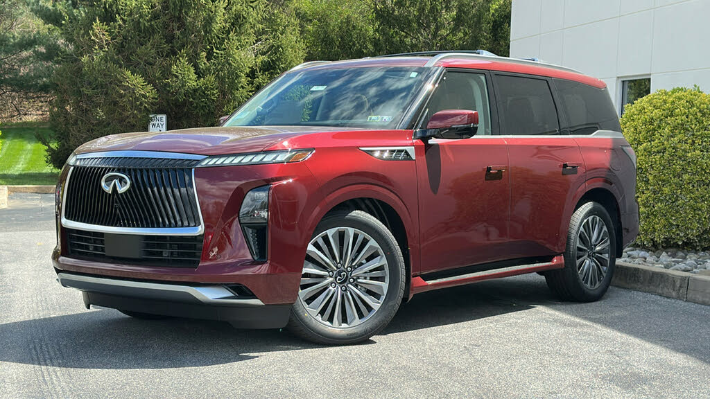 2025 INFINITI QX80 Luxe 4WD