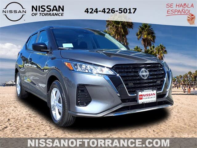 2025 Nissan Kicks Play S FWD