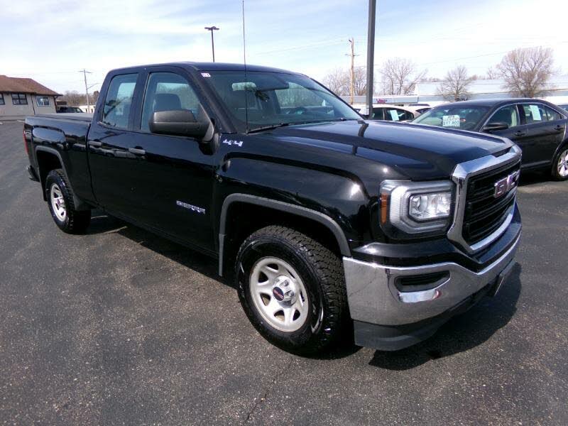 2017 GMC Sierra 1500 Base Double Cab 4WD