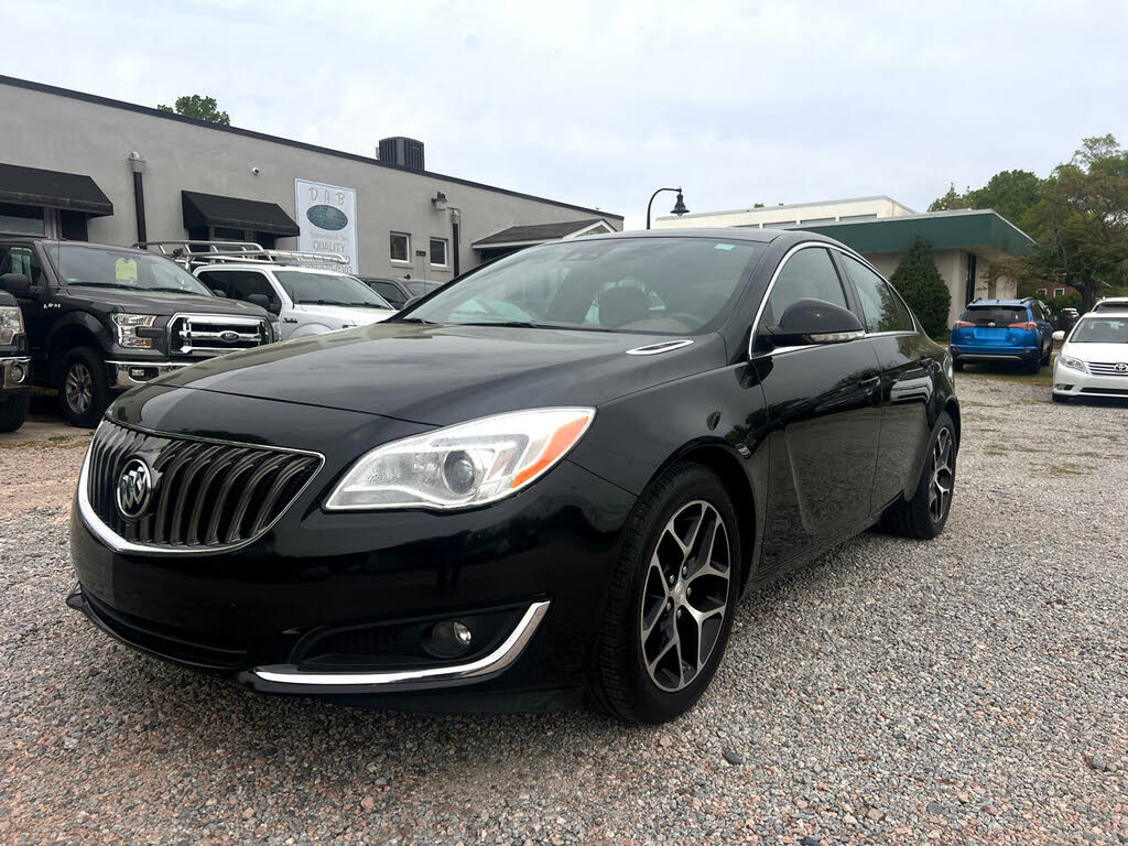 2017 Buick Regal Premium II Sedan FWD