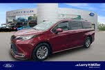 Toyota Sienna XLE 7-Passenger FWD