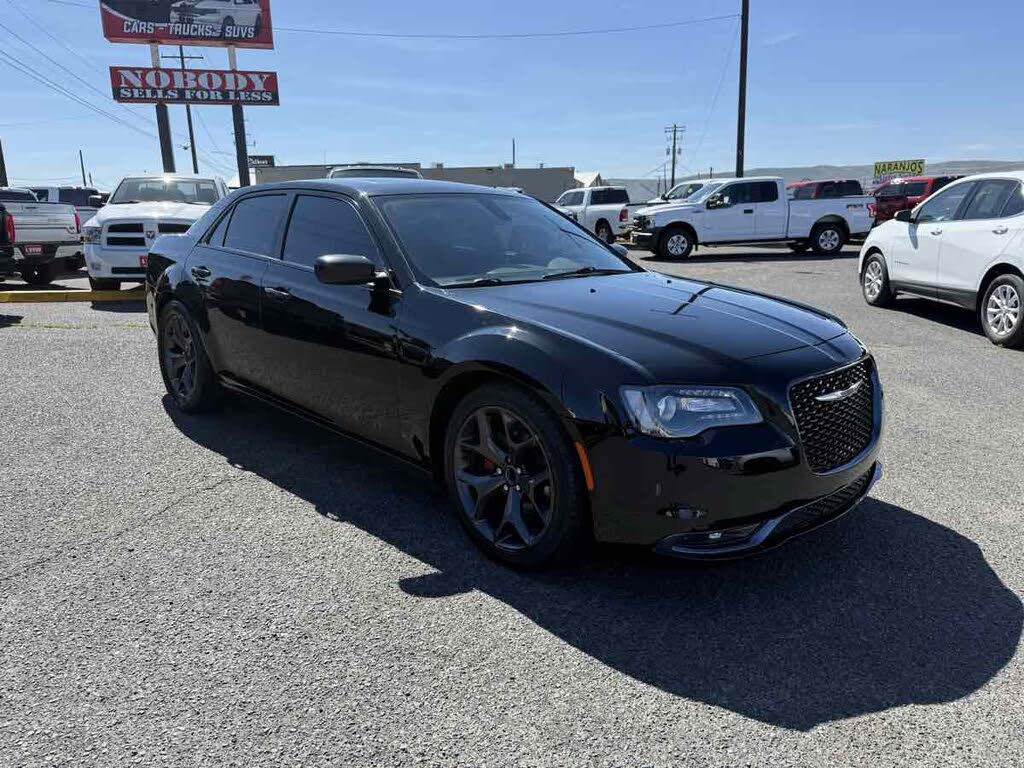2017 Chrysler 300 S RWD