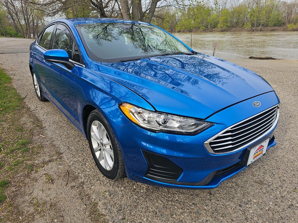 2020 Ford Fusion SE FWD