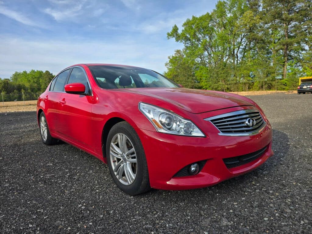 2013 INFINITI G37 Journey Sedan RWD
