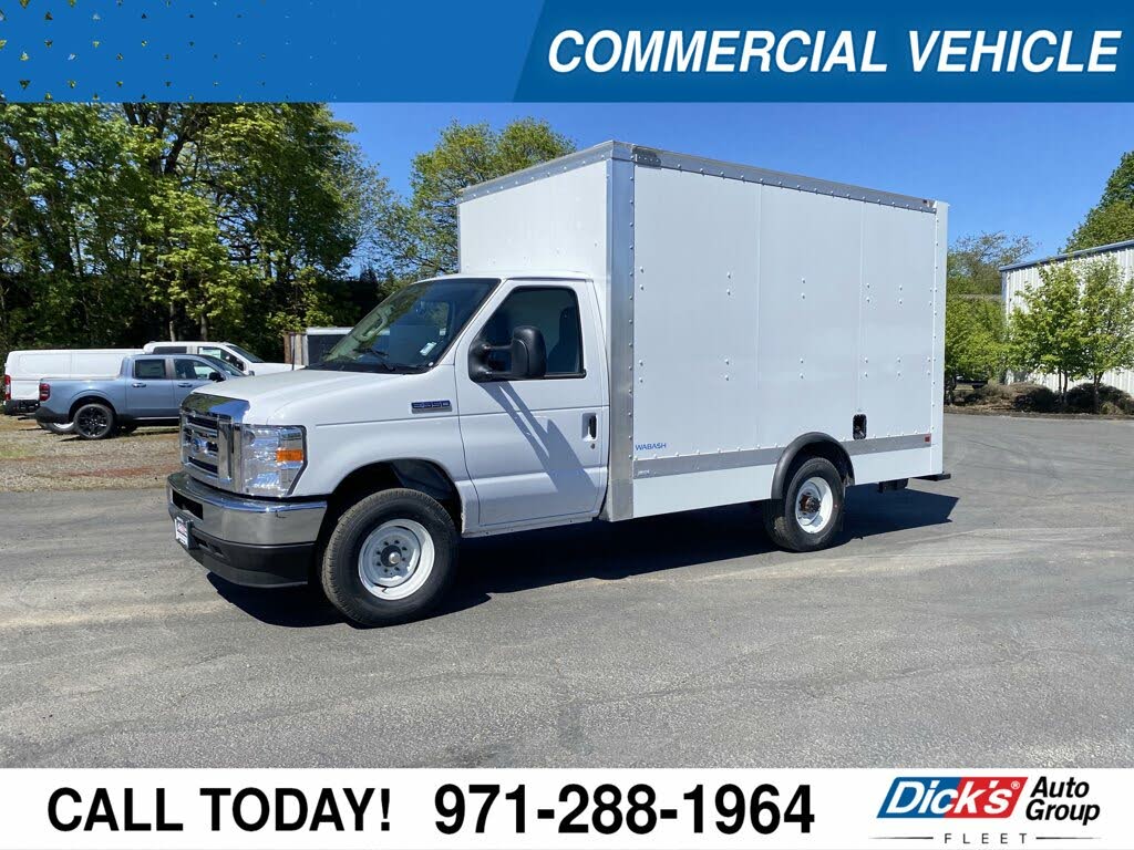 2025 Ford E-Series Chassis E-350 SD Cutaway SB DRW RWD