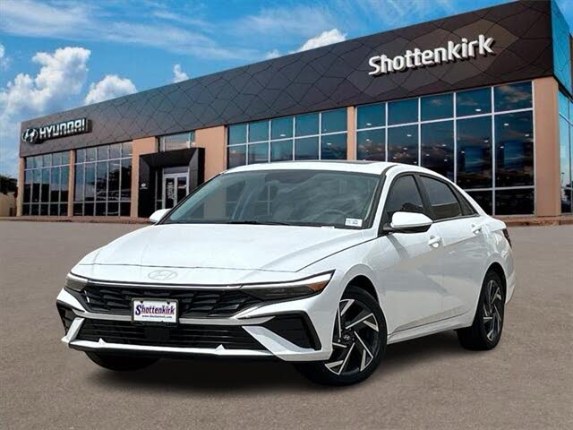2025 Hyundai Elantra SEL Convenience FWD