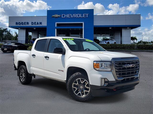 2022 GMC Canyon AT4 with Cloth