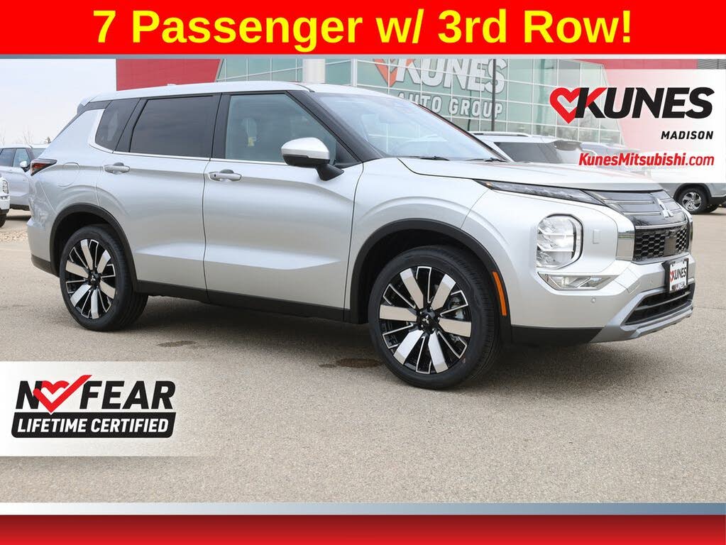 2025 Mitsubishi Outlander SE FWD