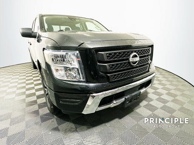 2023 Nissan Titan SV RWD