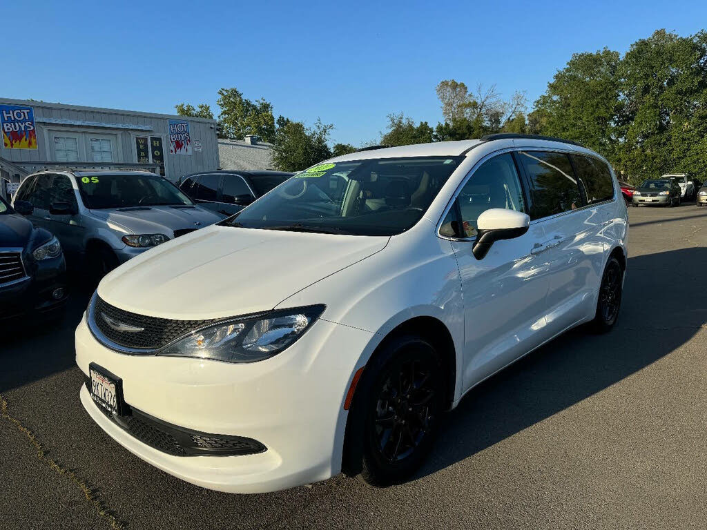 2021 Chrysler Voyager LXi FWD
