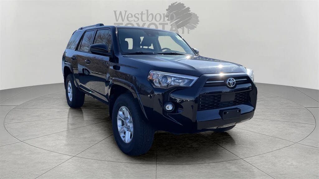 2024 Toyota 4Runner SR5 4WD