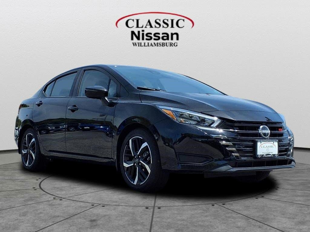 2025 Nissan Versa SR FWD