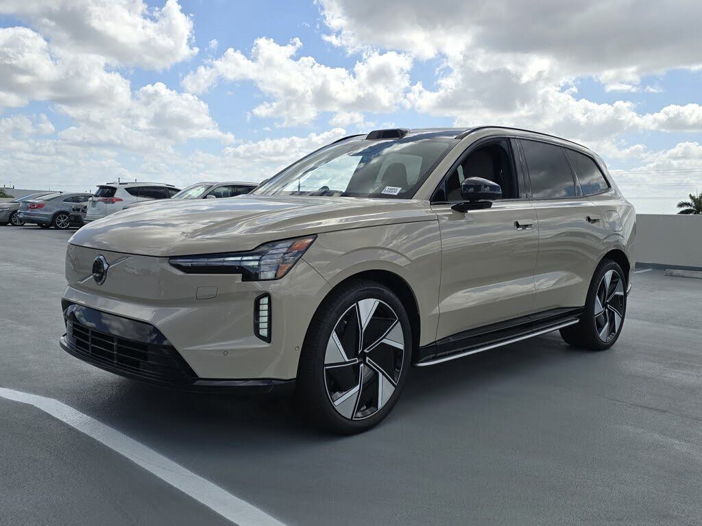 2025 Volvo EX90 Twin Performance Ultra 6-Passenger eAWD