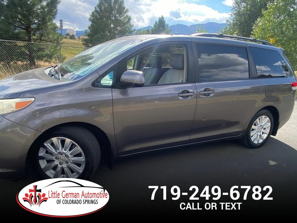 2011 Toyota Sienna XLE 7-Passenger AWD