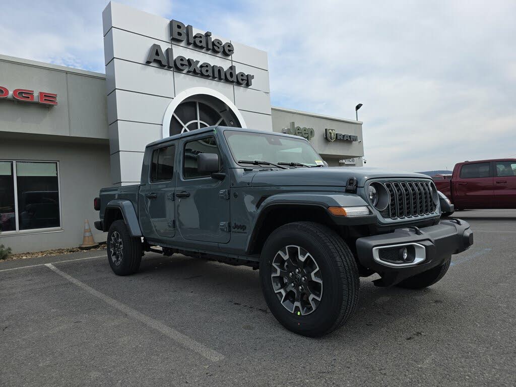 2025 Jeep Gladiator Sport S Crew Cab 4WD