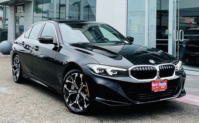 2025 BMW 3 Series 330i RWD