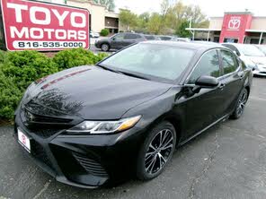 Toyota Camry SE AWD