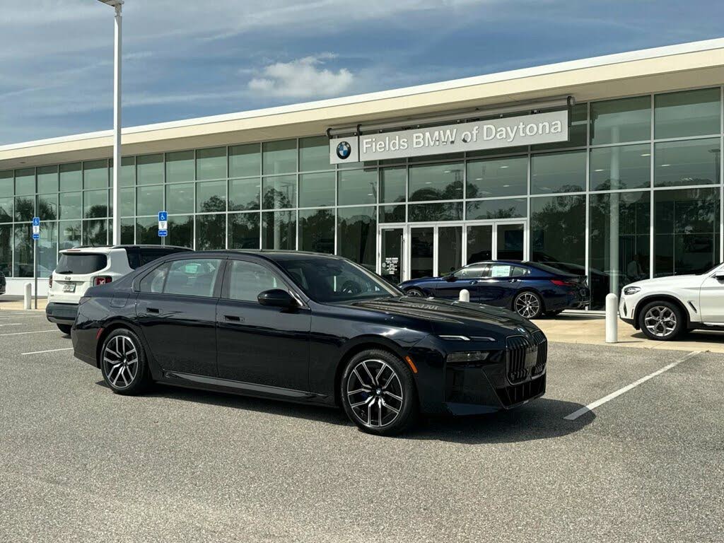 2025 BMW 7 Series 750e xDrive