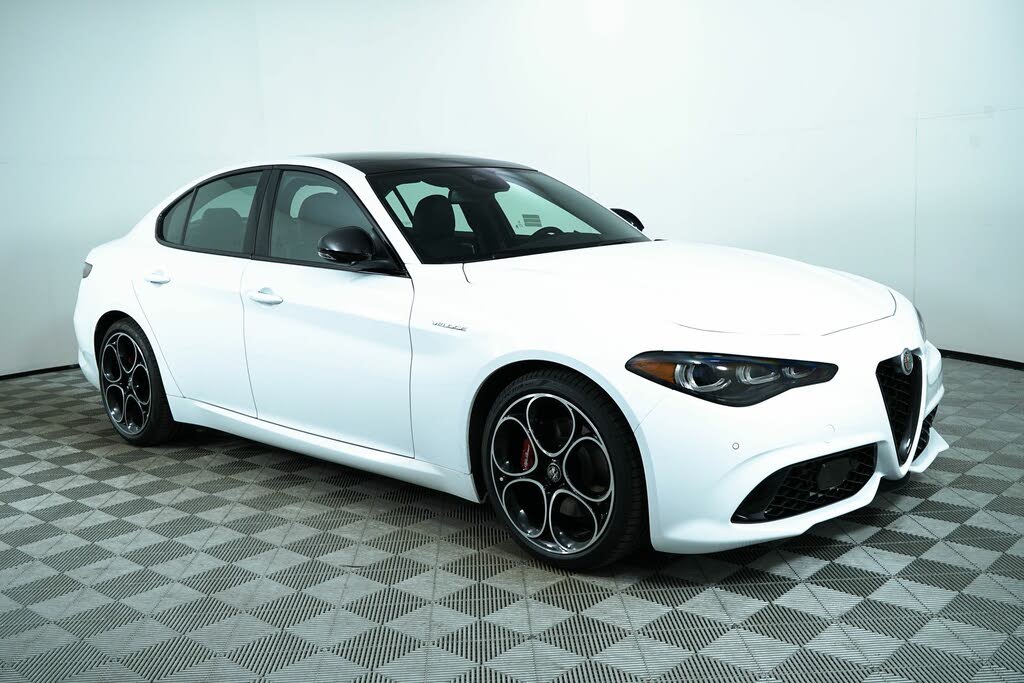 2024 Alfa Romeo Giulia Veloce RWD