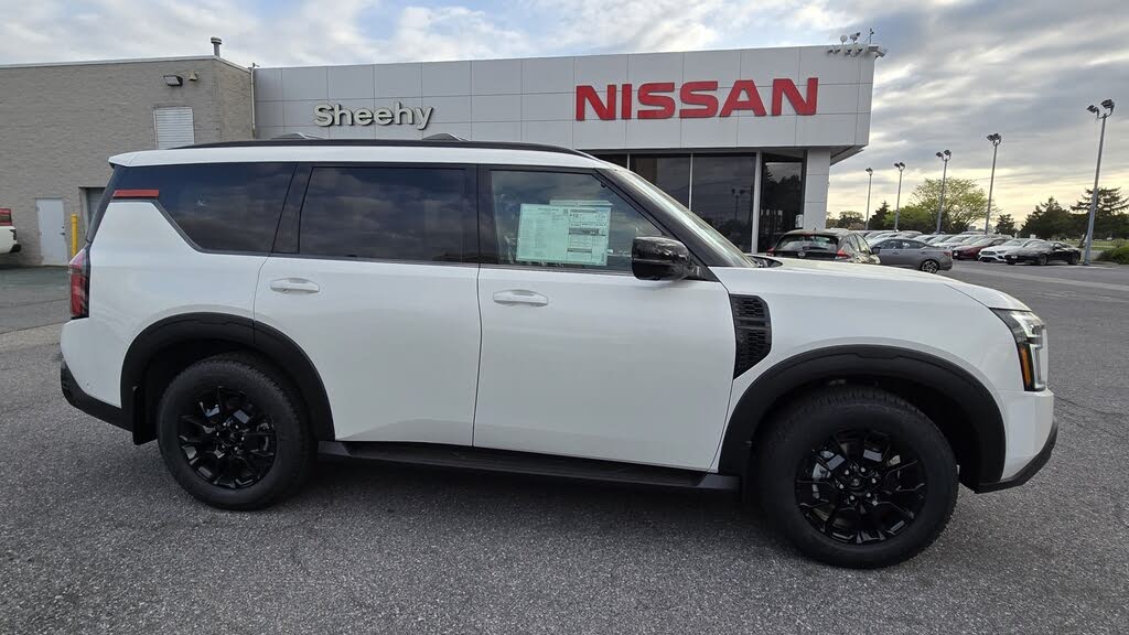 2025 Nissan Armada PRO-4X 4WD