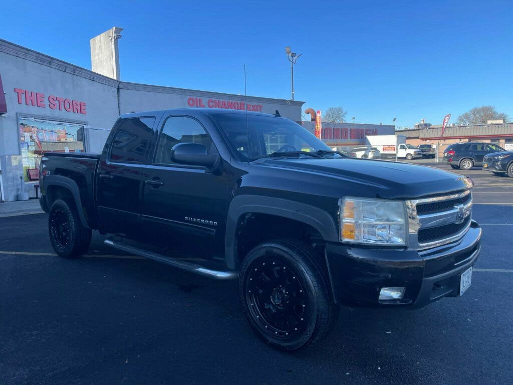 2011 Chevrolet Silverado 1500 LTZ Crew Cab 4WD