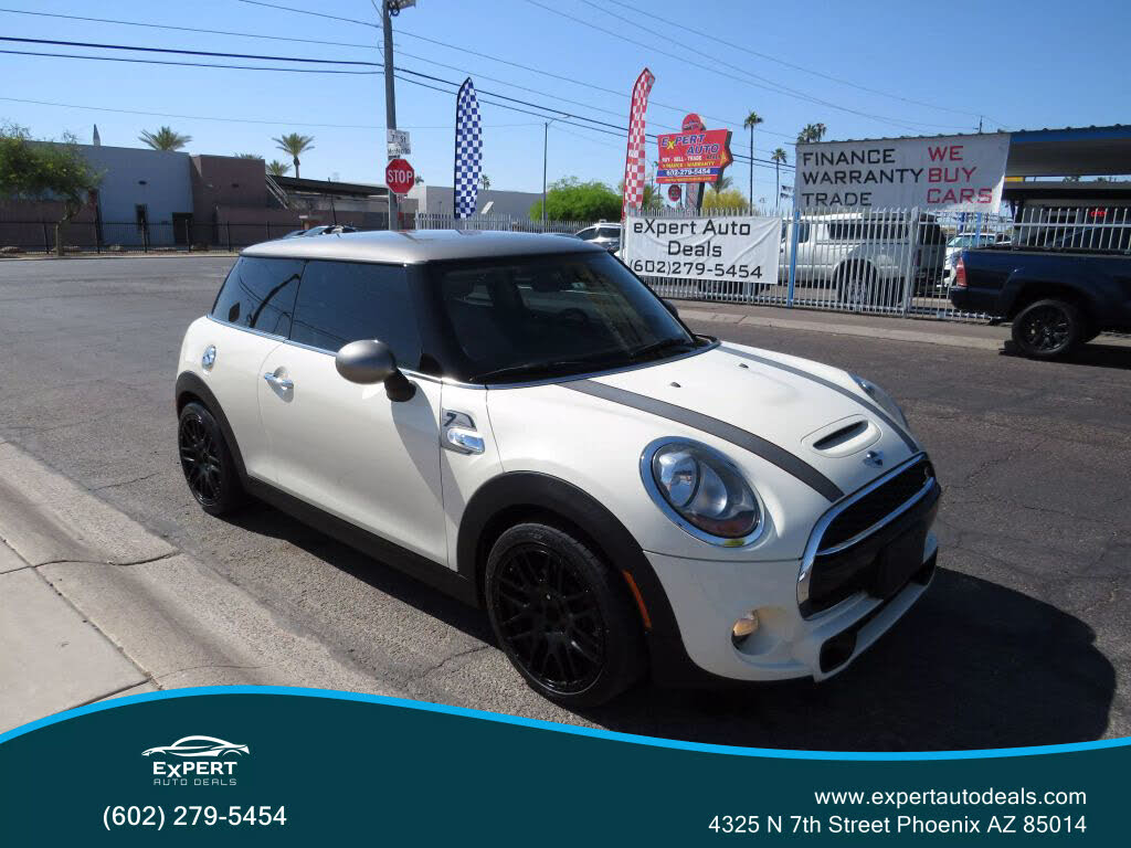 2017 MINI Cooper S 2-Door Hatchback FWD